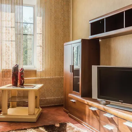 Studiominsk 5 *