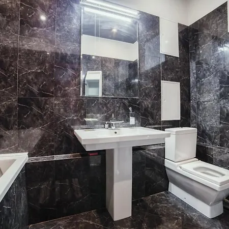 Апартаменти Studiominsk 5 *
