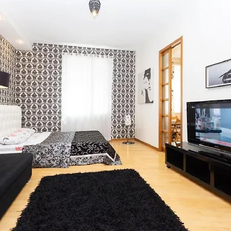 Studiominsk 5 *
