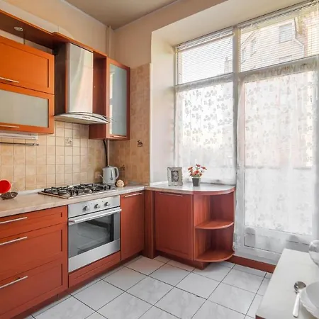 Studiominsk 5 *