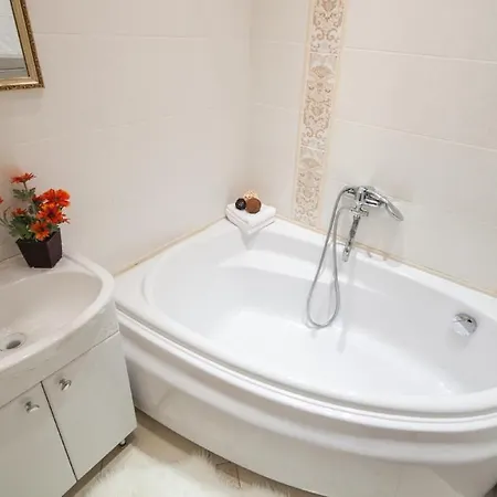 Studiominsk 5 Апартаменты *